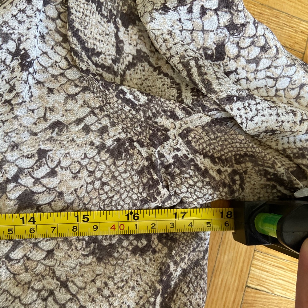 Reformation Python Button up shirt - Picture 8 of 8